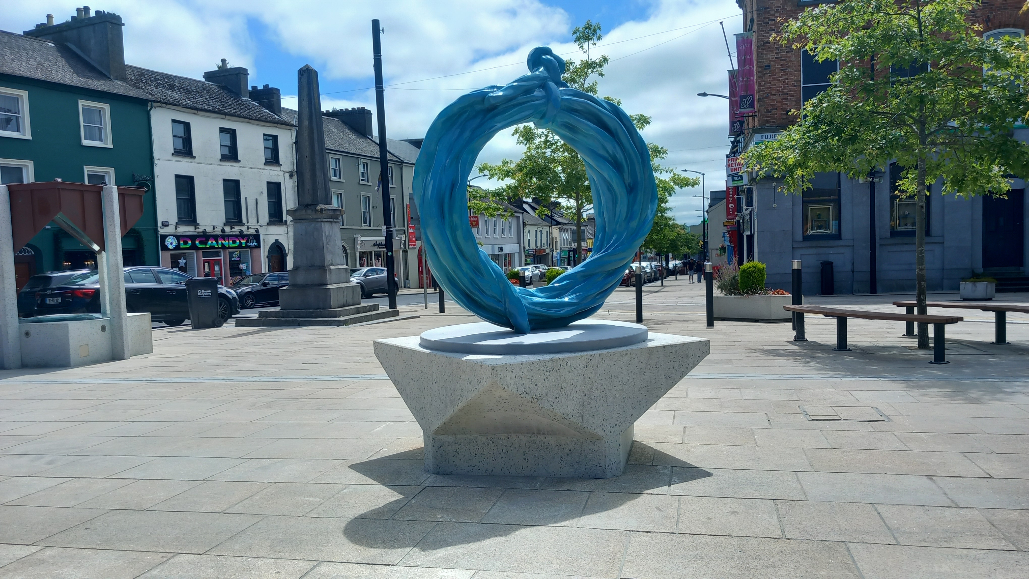 20251115-ARTS-Sculpture-on-Square 20251115-ARTS-Sculpture-on-Square